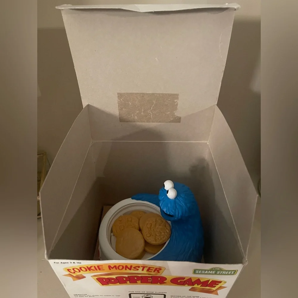 Rare 1989 Cookie Monster Pop Up Game Lewco Corp Sesame Street - Missing 1 Cookie